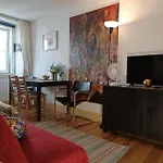 Lx Townhouse Ideal For Big Groups Prime Location Trendy Street Tatil Evi Lisboa