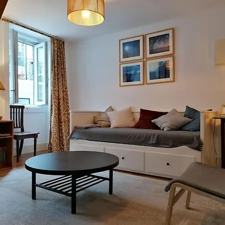 Hébergement de vacances Lx Townhouse Ideal For Big Groups Prime Location Trendy Street Lisboa