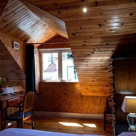 Lx Townhouse Ideal For Big Groups Prime Location Trendy Street Hébergement de vacances *