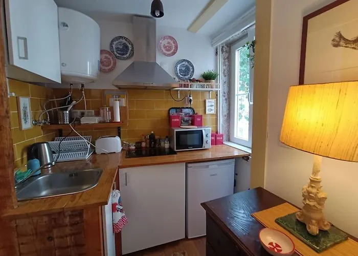 Lx Townhouse Ideal For Big Groups Prime Location Trendy Street