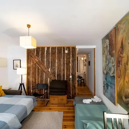 Lx Townhouse Ideal For Big Groups Prime Location Trendy Street Semesterbostad